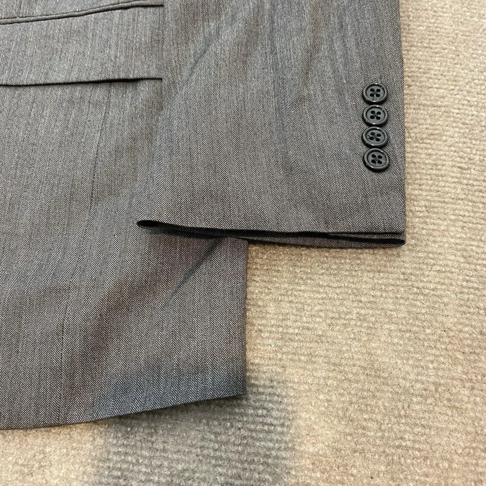 Jos A Bank Sport Coat Mens Size 38R Wool Gray Two Button‎ Signature Collection